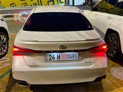 تۆیۆتا ئەڤەلۆن